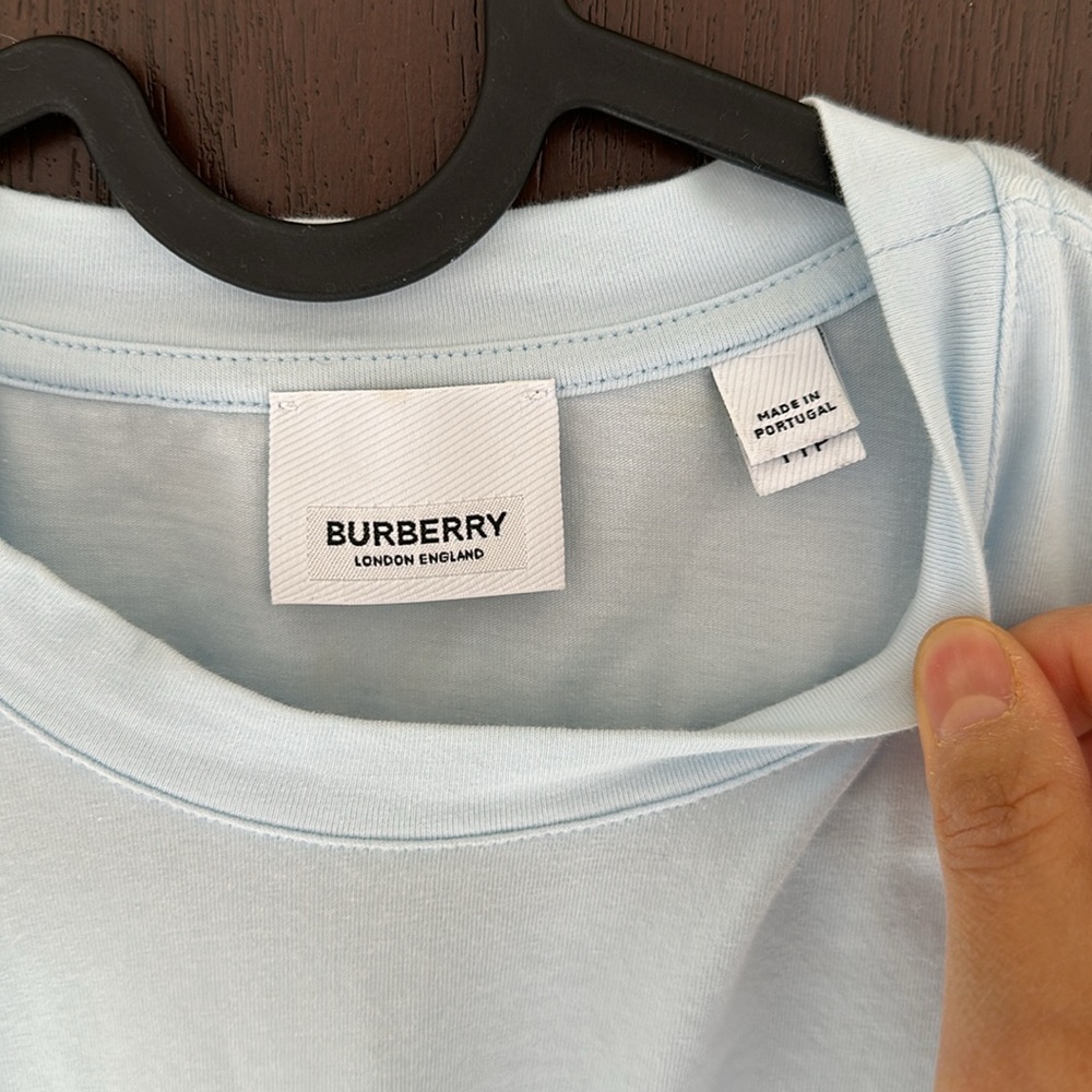 Burberry Baby Blue Short Sleeve T-Shirt Logo Tee Designer Casual Top - Picture 3 of 5